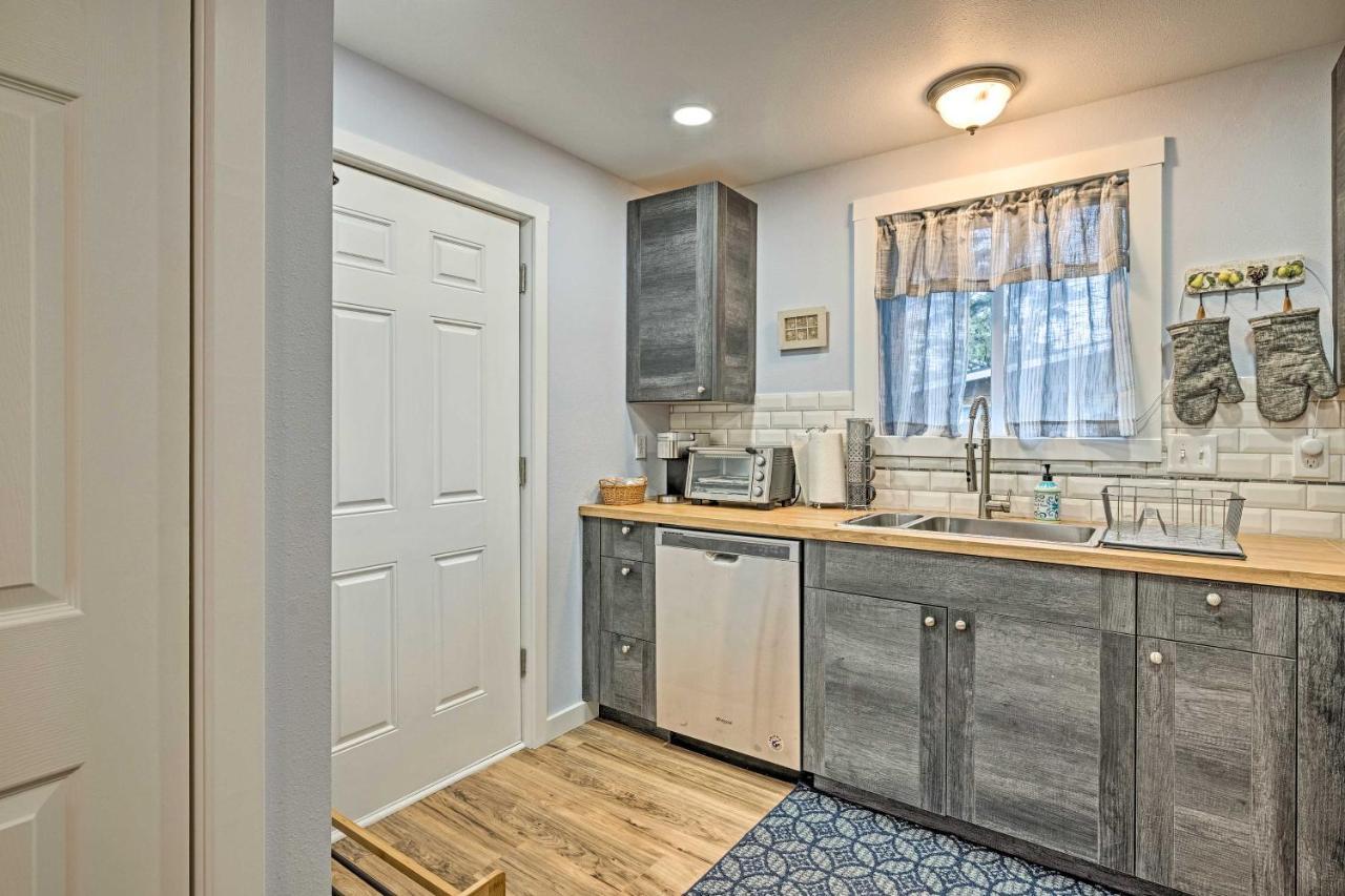 Duplex With Shared Yard - Near Long Beach! Eksteriør bilde